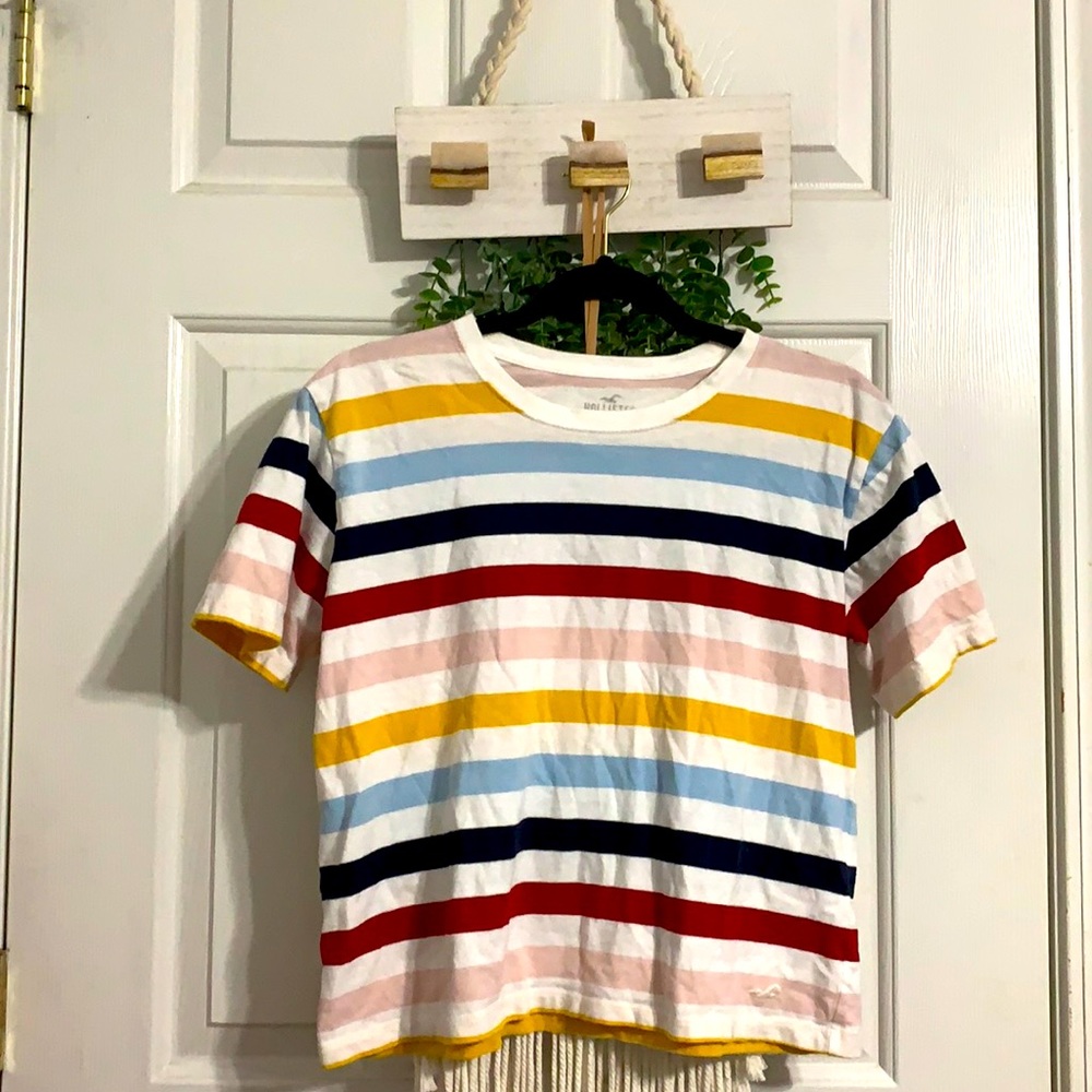 Rainbow hollister Tee